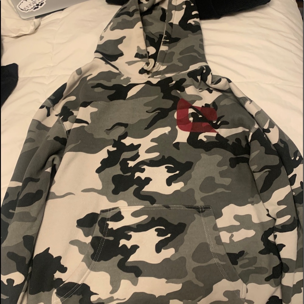 Camouflage Carinthia Oversized Sweatshirt